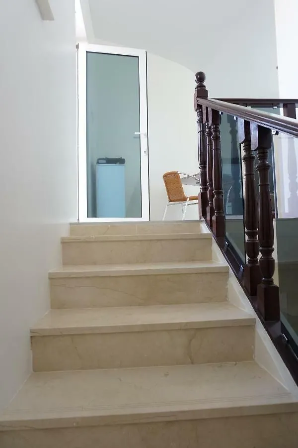 Self Contained Apartment With Private Kitchen Higher Heights, Barbados Christ Church